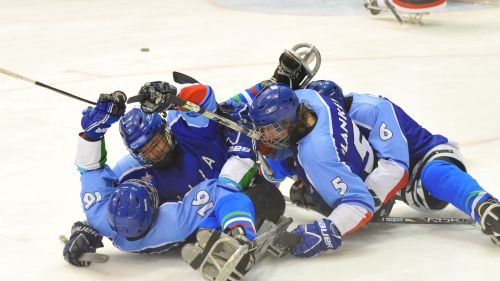 Sledge Hockey, l’Italia vince la battaglia col Giappone. Sochi si avvicina