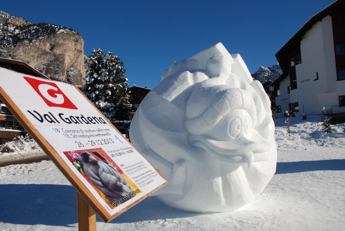 Concorso di sculture in neve 
Meravigliose creazioni di neve possono essere ammirate a Selva nei mesi di dicembre e gennaio.

www.valgardena.it