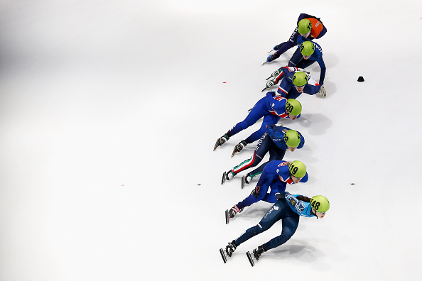 Europei: doppia delusione Fontana, il titolo è lontano. Sorrisi azzurri dalle staffette da finale