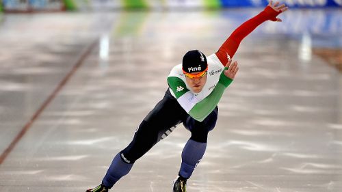 Doppio colpo da podio in Division B: David Bosa vince i 500 metri. Lollobrigida terza nei 3000
