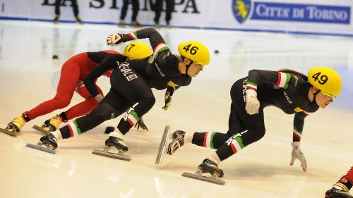 Coppa del Mondo a Torino. I 500 parlano italiano: Fontana d'argento, quarta Valcepina 
