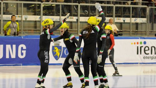 Coppa del Mondo a Torino. I 500 parlano italiano: Fontana d'argento, quarta Valcepina 