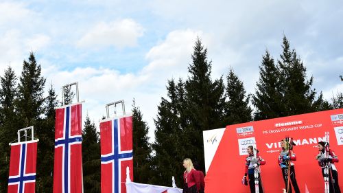 Norvegia sul velluto nella Staffetta femminile di Nove Mesto