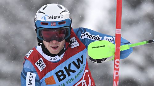 Henrik Kristoffersen vince con brivido lo Slalom di Wengen