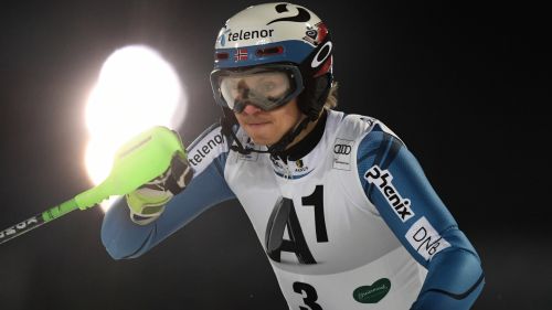 Henrik Kristoffersen vince un nuovo straordinario duello con Marcel Hirscher, suo lo Slalom di Schladming