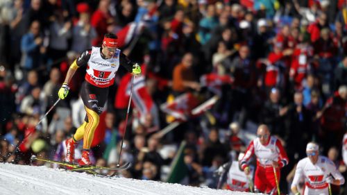 Mikaela Shiffrin domina la prima manche dello slalom in notturna di Flachau