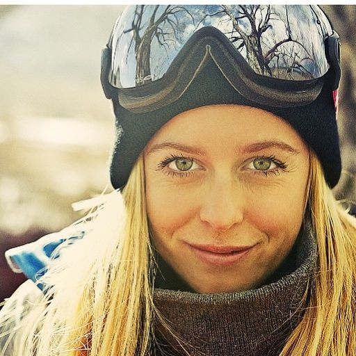 Jamie Crane-Mauzy: la freeskier americana sta meglio ed è uscita dall'ospedale