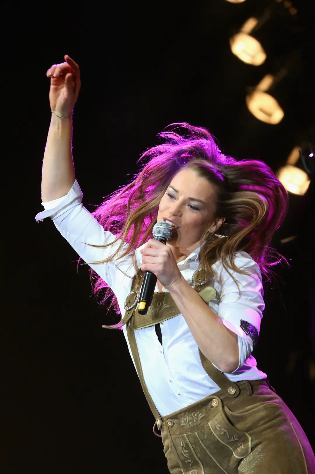 Tina Maze in Alta Badia: cantante e apripista nel Parallelo