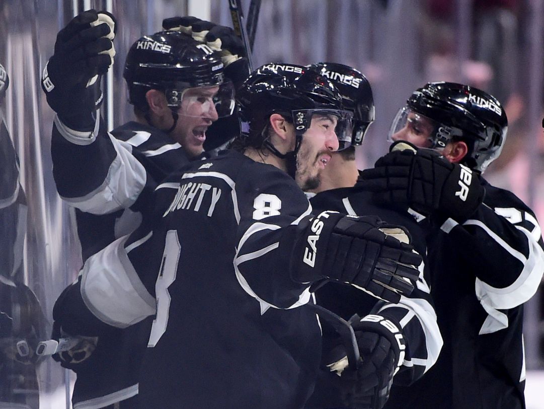 NHL - Con la settima vittoria consecutiva continua la corsa dei Kings