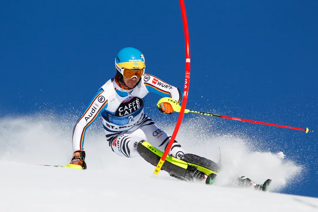Sei tedeschi per iniziare la risalita da Soelden