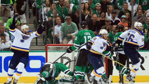 NHL: i Blues dominano gara 7 e sono in finale di conference dopo 15 anni