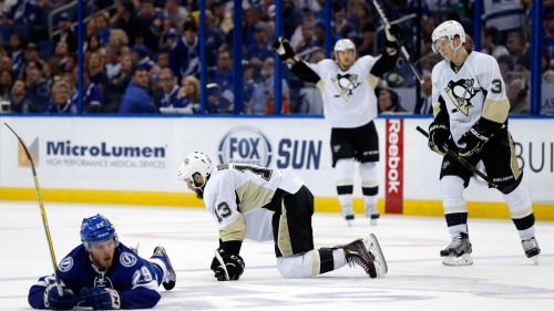 NHL: i Penguins vincono a Tampa e riportano la serie a Pittsburgh