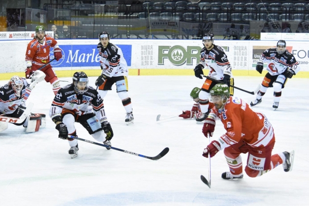 EBEL - Red Bull e Linz appaiate in testa, Bolzano espugna Znojmo