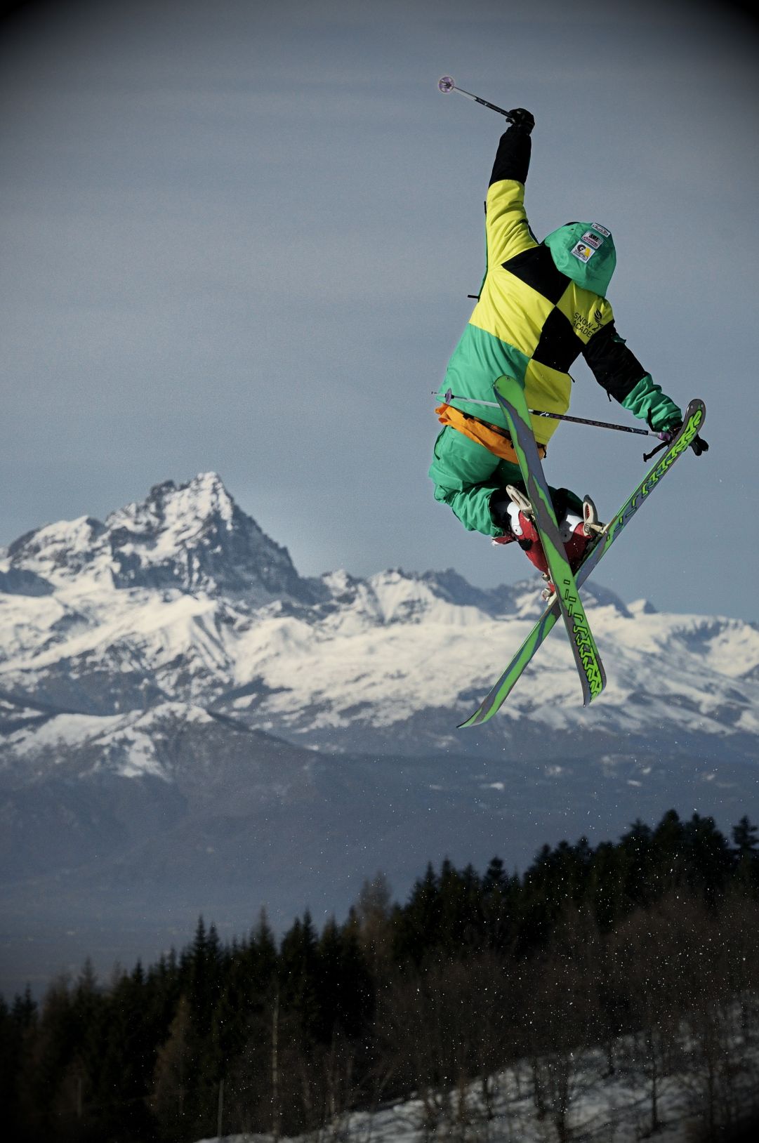 Foto scattata a Prato Nevoso al tramonto.
Skier: Andrea Bergamasco
Foto: Matteo Ganora Nikon D300s