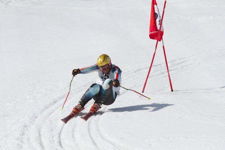 Foto scattata durante la competizione internazionale di sci alpino Bmw X3 Games
 Skier: Andrea Bergamasco 1°class.