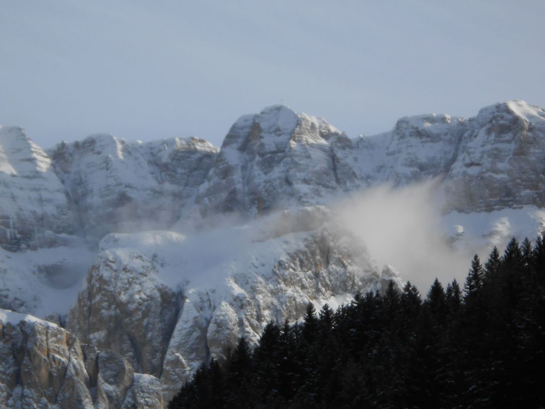 L'alba sul gruppo del Sella