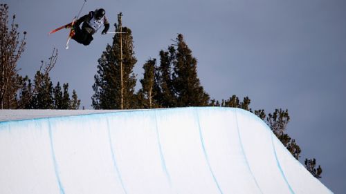Ayana Onozuka e Gus Kenworthy vincono in California in una gara condizionata dal meteo