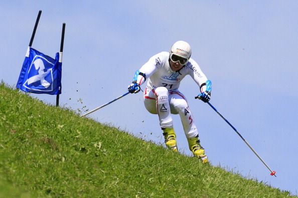 Frau ottiene due vittorie a Schwarzenbach an der Gölsen e vince la classifica generale del circuito FIS.