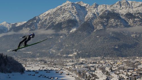 Peter Prevc guida la spedizione slovena per la Tournée dei 4 trampolini