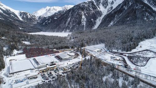 Raduno sulla neve di Livigno per la squadra di Coppa del Mondo