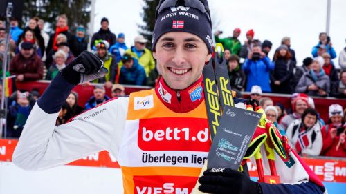 Slalom bis di Chamonix, Kristoffersen resiste a Zenhaeusern. Razzoli centra il 7° posto e il pass mondiale