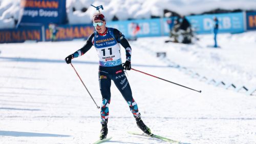 Johannes Boe detta legge nella Mass di Lenzerheide e guida un'altra tripletta norge, Giacomel sbaglia ma è in top 10