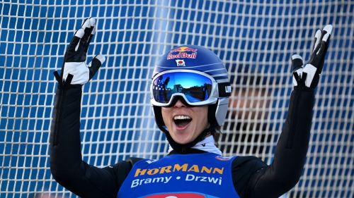 Ryoyu Kobayashi vola nella leggenda, trionfa a Bischofshofen e conquista la terza Tournée dei quattro trampolini della carriera