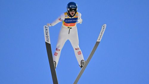 Salto con gli sci: Eva Pinkelnig torna a vincere nella prima gara di Ljubno, Sieff 23°