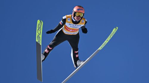 Salto con gli sci: l'Austria trionfa nella prova a squadre di Planica, Bresadola vola lontano ma cade