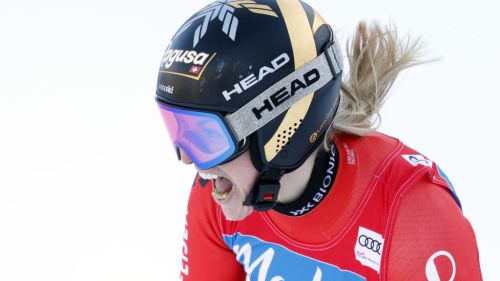 Bassino è in grave difficoltà, tutta la rabbia di Brignone sulla neve della Erta: 'Ora devo valutare cosa fare'