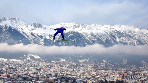 Tournée dei quattro trampolini 2022 LIVE: a Innsbruck tutti contro Kobayashi, Bresadola cerca la zona punti