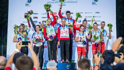 La Russia trionfa nella staffetta mista dei mondiali