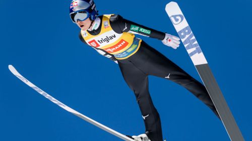 Salto con gli sci: Ryoyu Kobayashi torna alla vittoria, a Sapporo si rivede anche un buon Bresadola