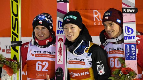 Mikaela Shiffrin in testa dopo la nebbiosa prima manche dello slalom di Killington