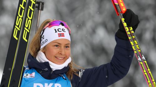 Biathlon: la staffetta femminile di Anterselva è della Norvegia, Italia quarta in fotografia