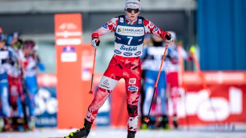 Katharina Gruber e Lukas Dolezal trionfano nelle Gundersen di combinata nordica, Slovenia oro nel salto femminile