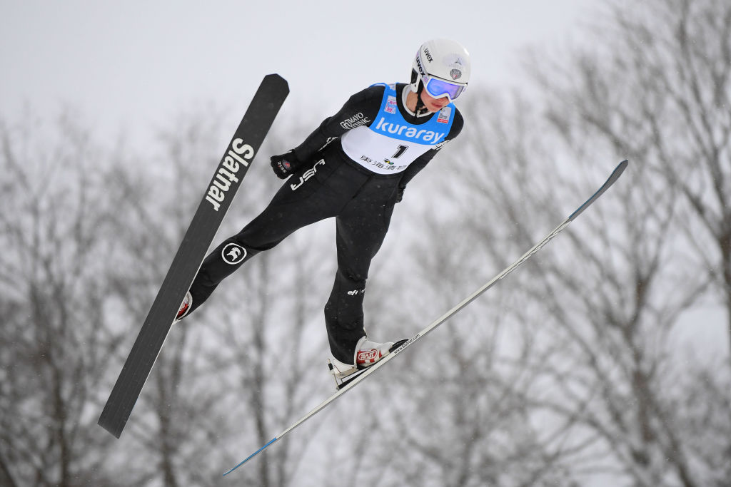 Geraghty-Moats vince la prima storica gara di Coppa del mondo di combinata nordica femminile, bene le azzurre