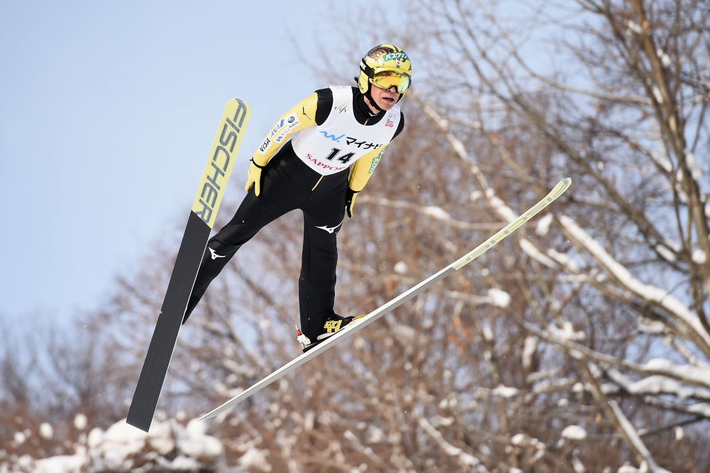 Salto con gli sci: Fettner domina la prima qualificazione di Sapporo nel giorno del ritorno in CdM di Noriaki Kasai