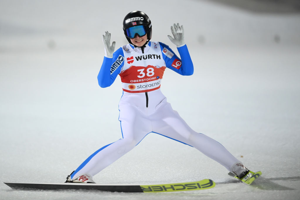 Salto con gli sci: Silje Opseth si esalta sul Large Hill di Lillehammer, Jessica Malsiner a punti