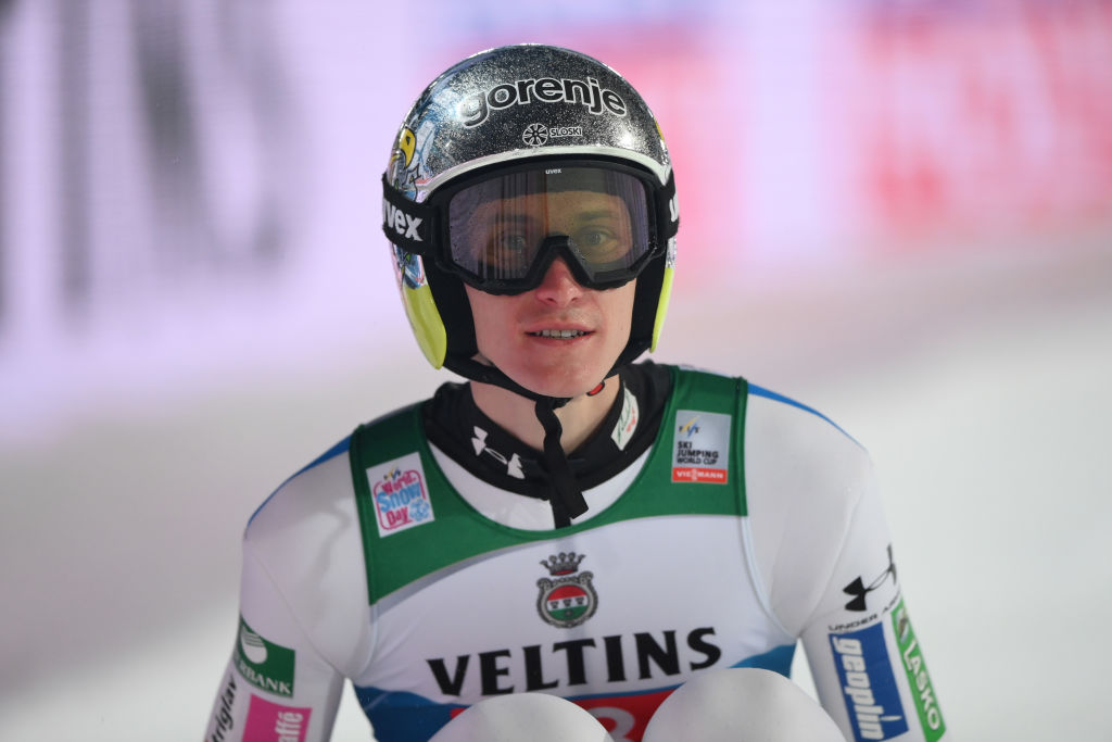 Salto con gli sci: Peter Prevc trascina la Slovenia alla vittoria, è dominio nella prova a squadre di Zakopane