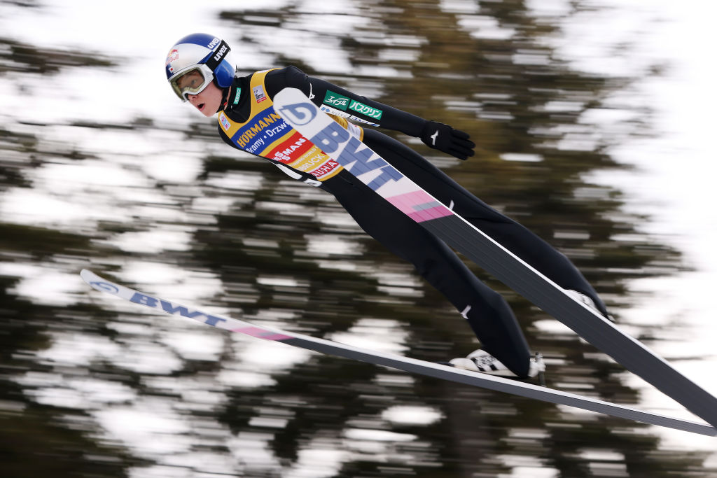 Salto con gli sci: Kobayashi impressiona anche nella qualificazione di Innsbruck, bravo Giovanni Bresadola