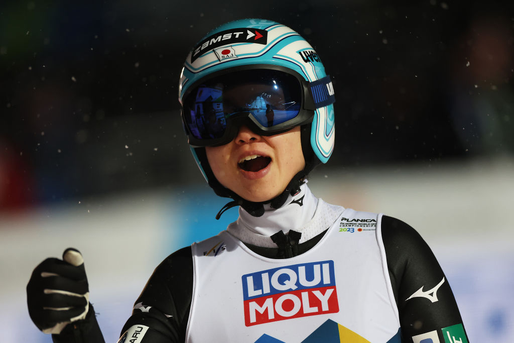 Salto con gli sci: Yuki Ito vince in rimonta la prima gara di Lillehammer, Sieff subito a punti