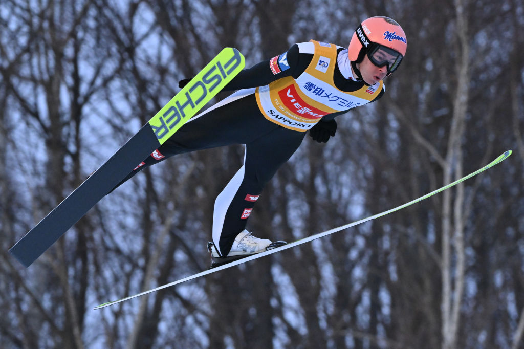 Salto con gli sci: Stefan Kraft, un trionfo tra le polemiche a Oslo che vale mezza Coppa del Mondo