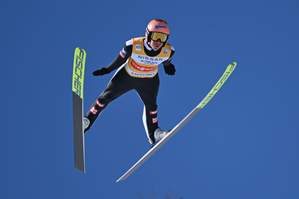 Salto con gli sci: l'Austria trionfa nella prova a squadre di Planica, Bresadola vola lontano ma cade