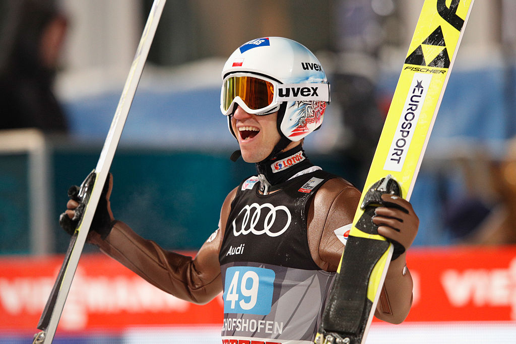 Salto con gli sci: la prima qualificazione della stagione è di Kamil Stoch