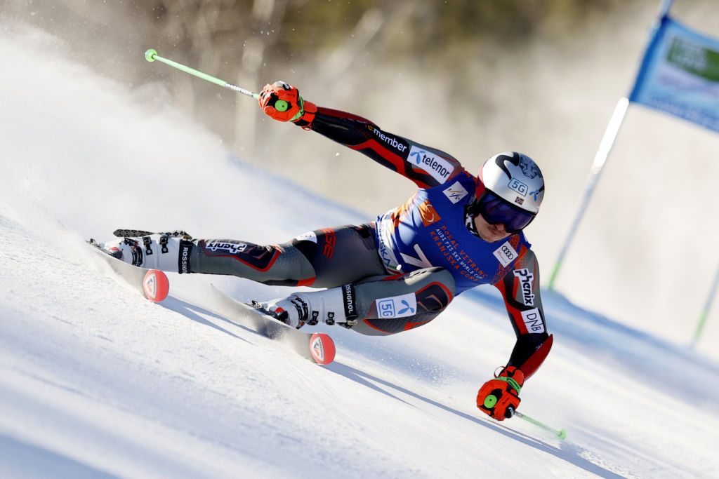 Kristoffersen fa il bis sulla 'Podkoren' di Kranjska Gora, top 10 per De Aliprandini