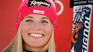 Molto difficile da battere. Dopo due uscite è arrivata la vittoria. Con questo risultato si  porta a cinque punti da Mikaela Shiffrin. Dopo lo slalom di Maribor di oggi 08/01/2017 e sotto di 305 punti.