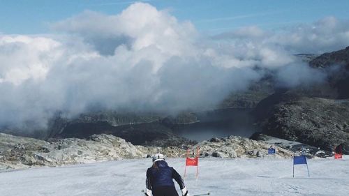 Lotte Smiseth Sejersted è tornata sugli sci dopo 8 mesi