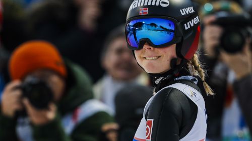 LIVE da Lake Louise per il primo super-g femminile della stagione: partenza spostata alle 19.30, ma la gara si farà