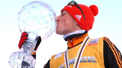 Strapotere di Eric Frenzel a Schonach: vince la sfera di cristallo dopo una dimostrazione di forza clamorosa